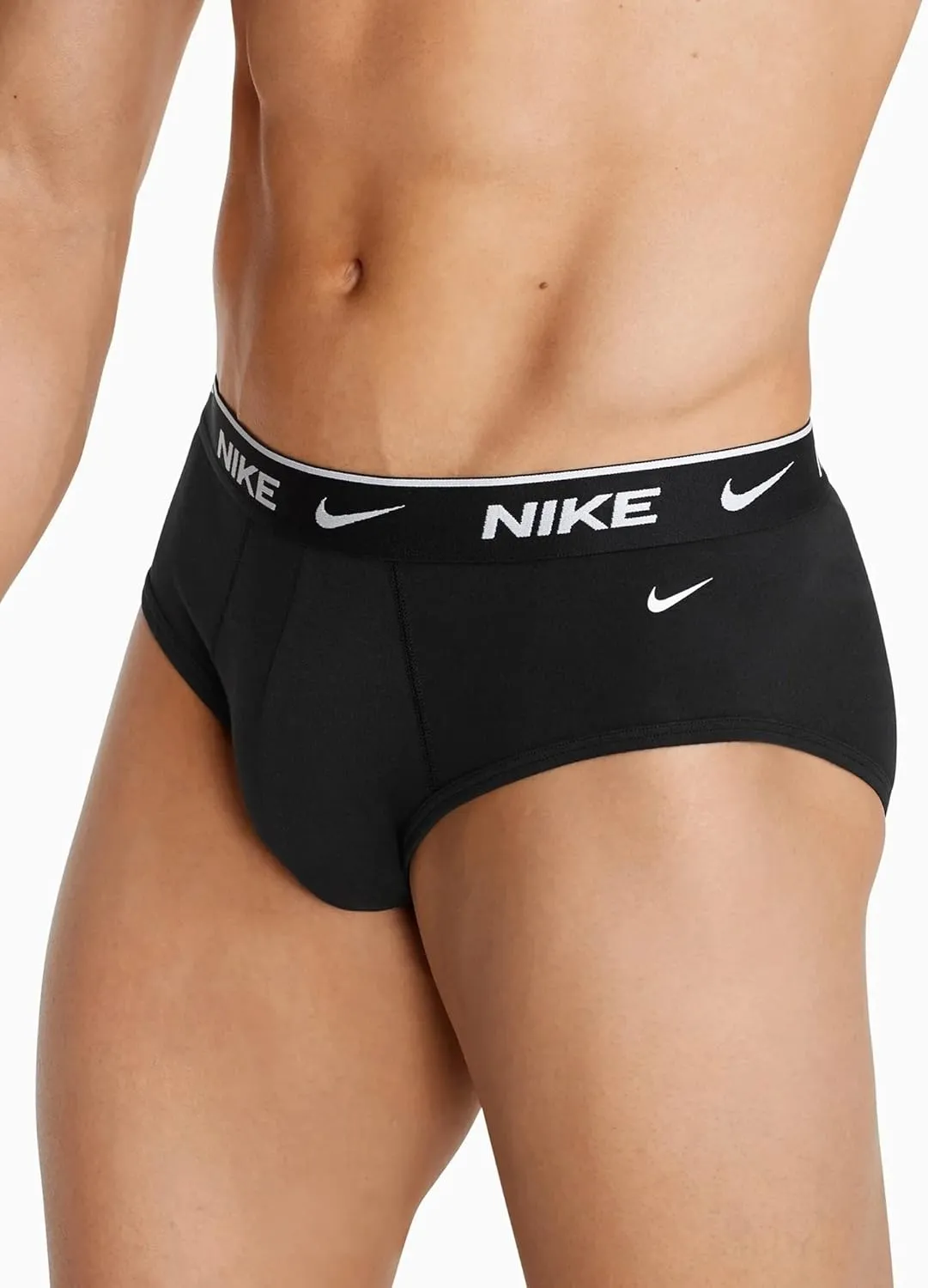 Nike Men`s Dri-FIT Essential Cotton Stretch Briefs 3 Pack