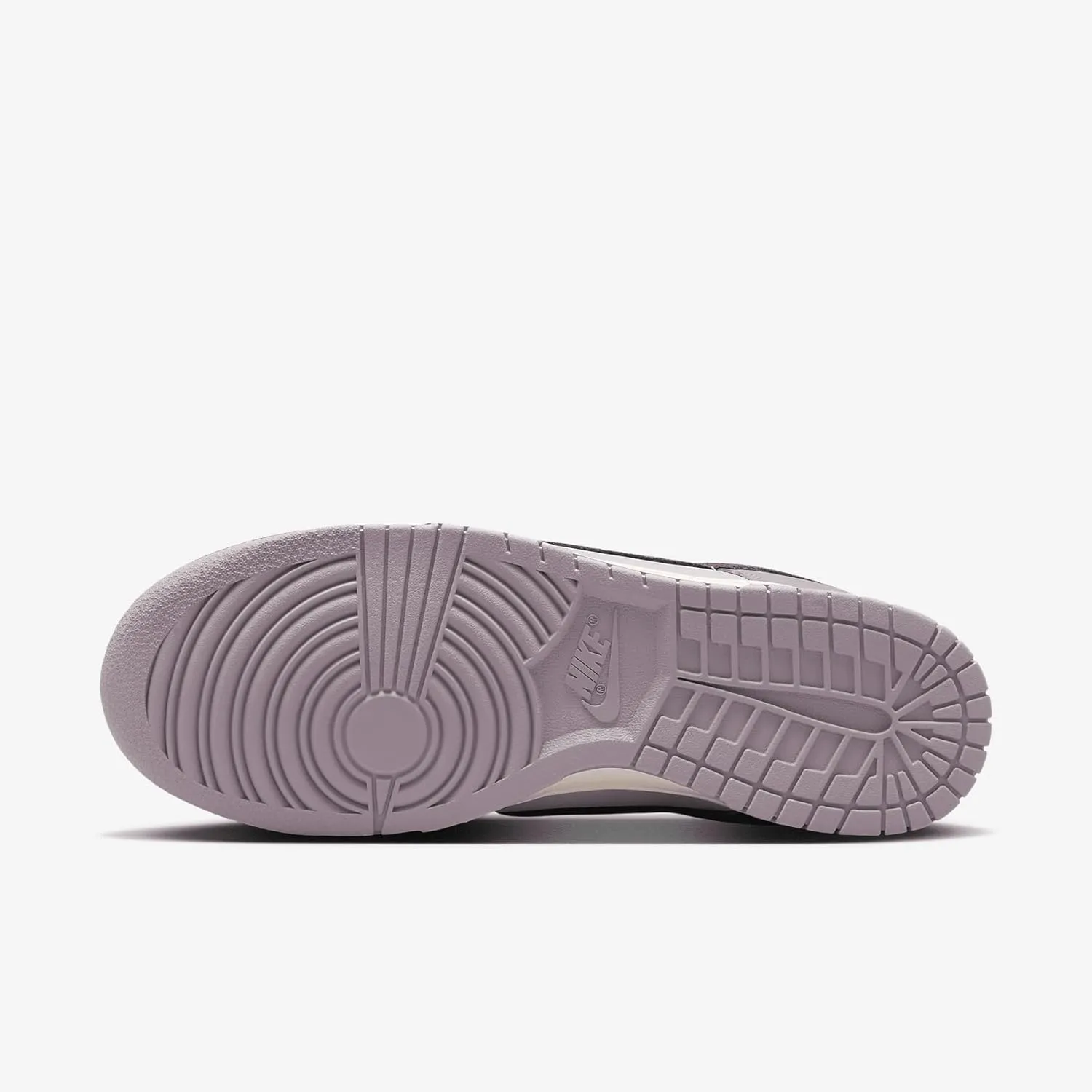 Nike Men's Dunk Low Retro Se Sneaker
